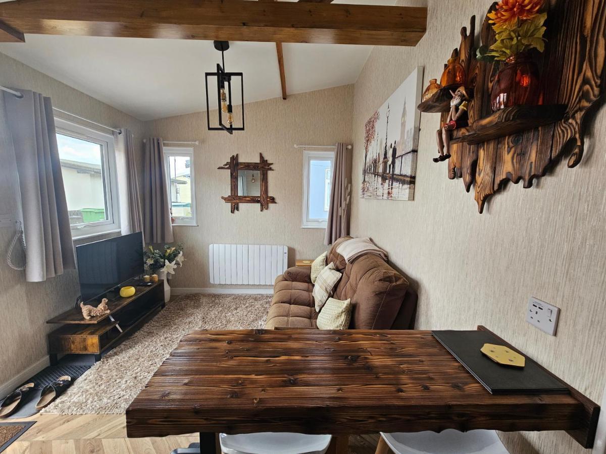 Beautiful & Stunning 1-Bed Chalet In Bridlington Zewnętrze zdjęcie